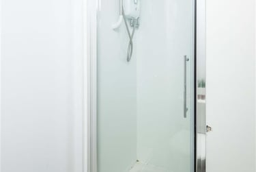 1 bed studio, Daulby Street, Low Hill, Liverpool, L35NT - Image 1